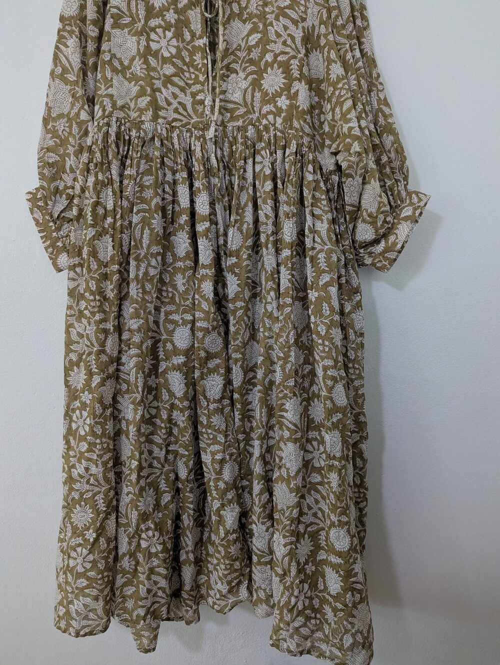 Daughters of India Kyra Maxi Dress Floral Print Tie Neck Olive White Large L - Picture 4 of 12